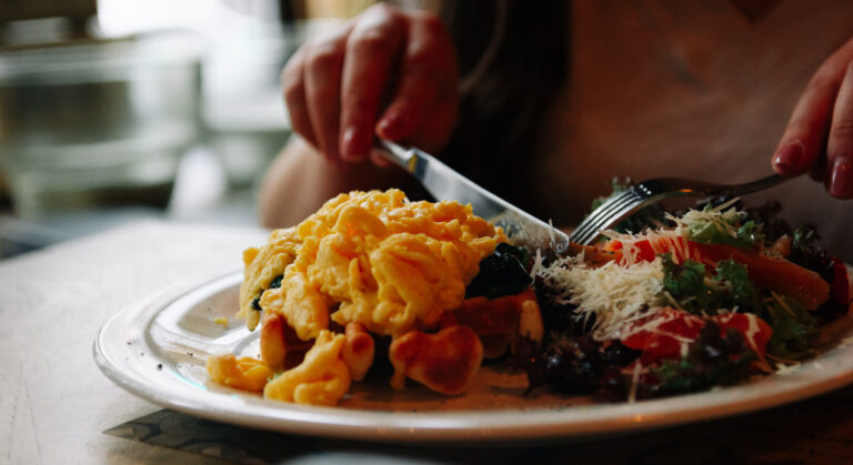 Oprogramowanie do automatyzacji optymalizuje cały proces zamówienia, czego efektem jest to perfekcyjnie podane danie